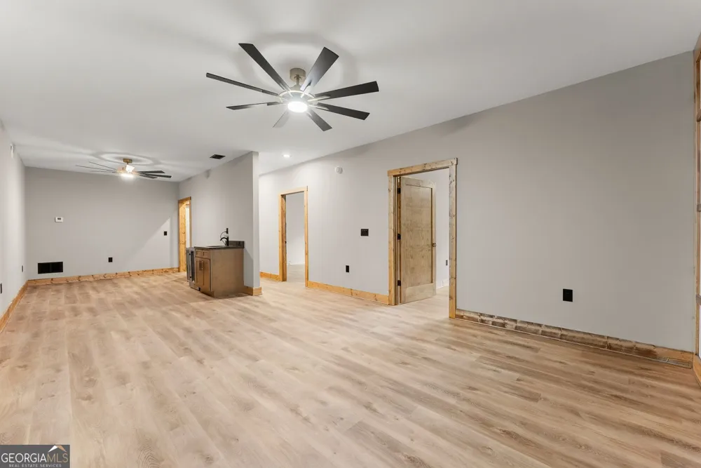 286 Frances DR Ellijay, GA 30536