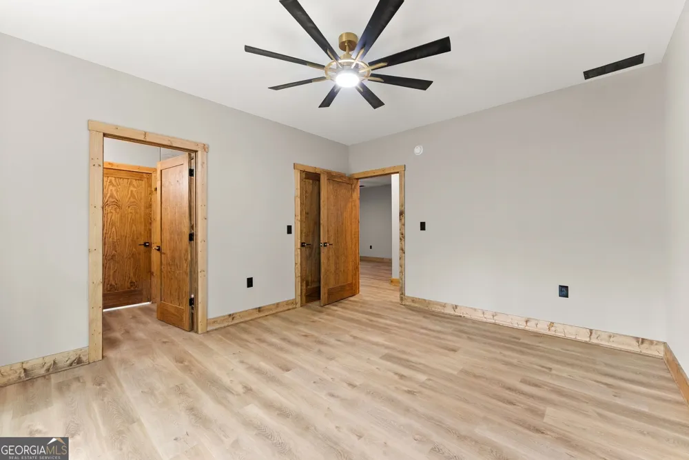 286 Frances DR Ellijay, GA 30536