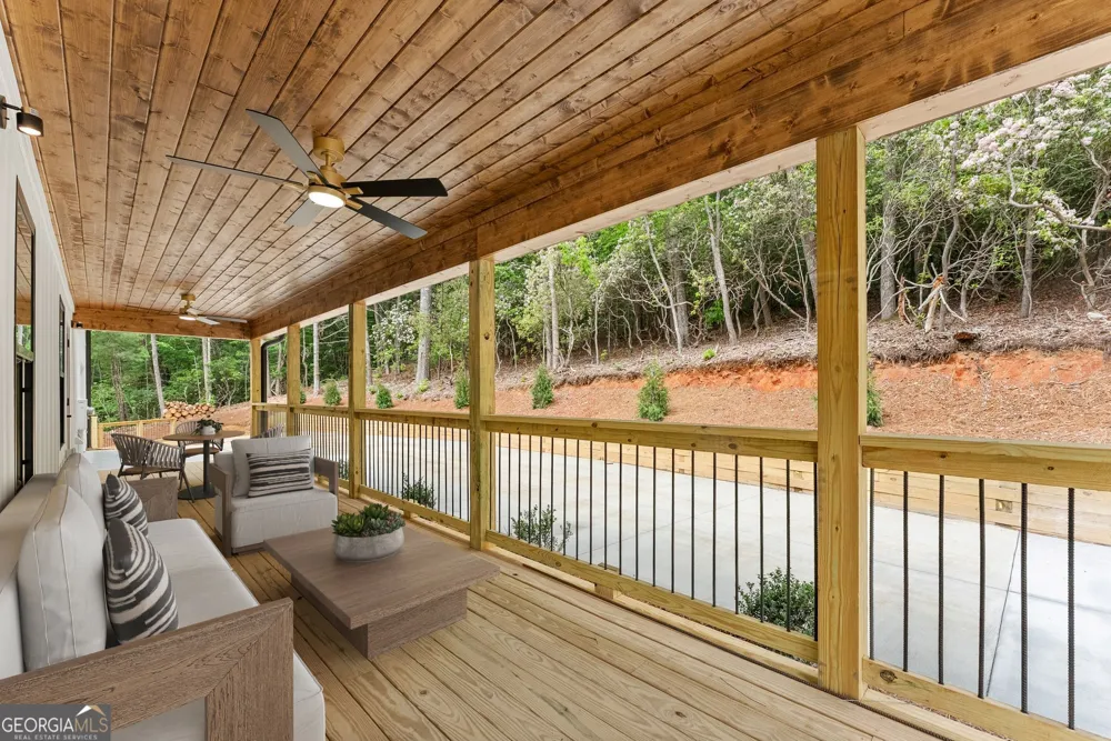 286 Frances DR Ellijay, GA 30536