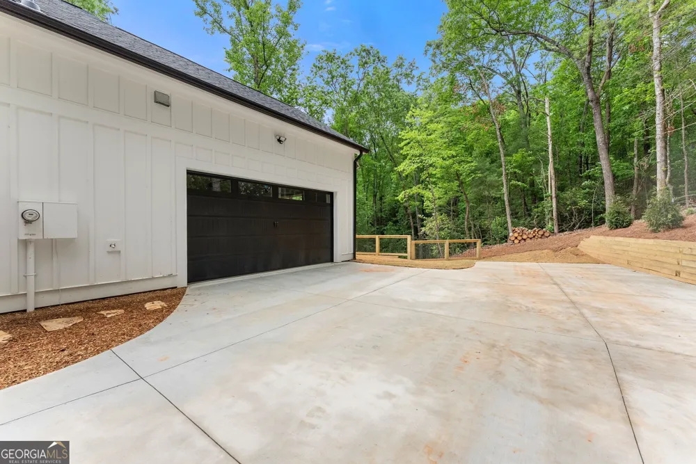 286 Frances DR Ellijay, GA 30536