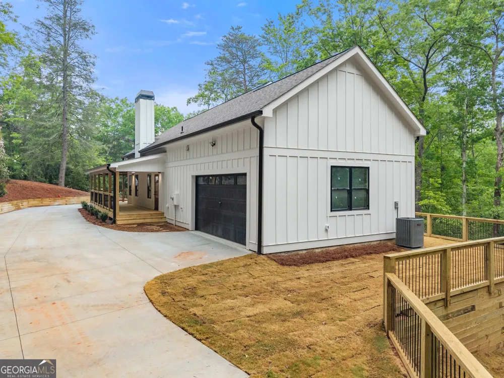286 Frances DR Ellijay, GA 30536