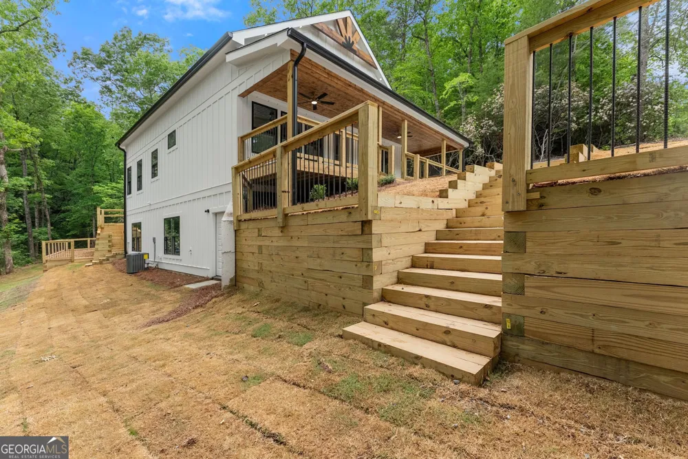 286 Frances DR Ellijay, GA 30536