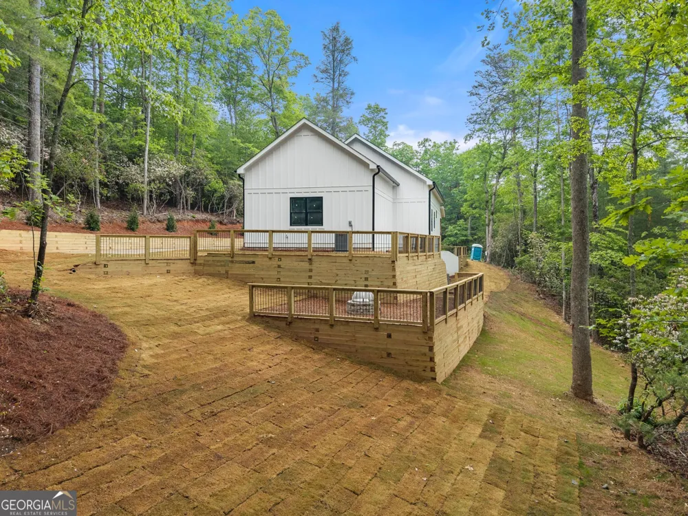 286 Frances DR Ellijay, GA 30536