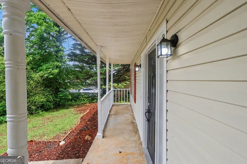 1298 Berryhill DR Lithonia, GA 30058