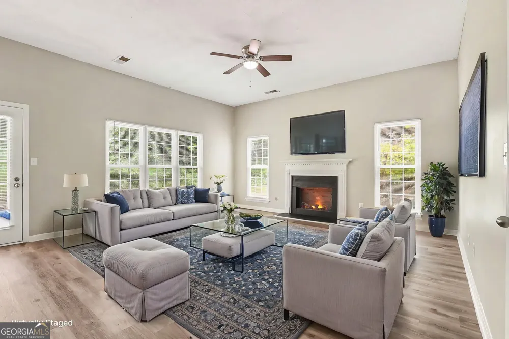 1298 Berryhill DR Lithonia, GA 30058