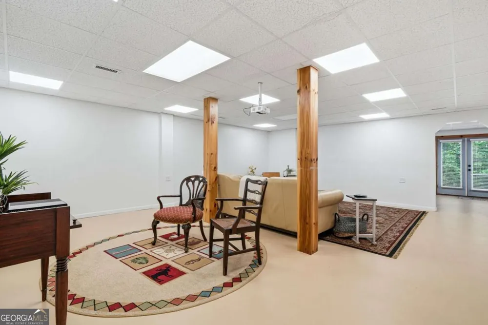 67 Ballard LN Ellijay, GA 30536