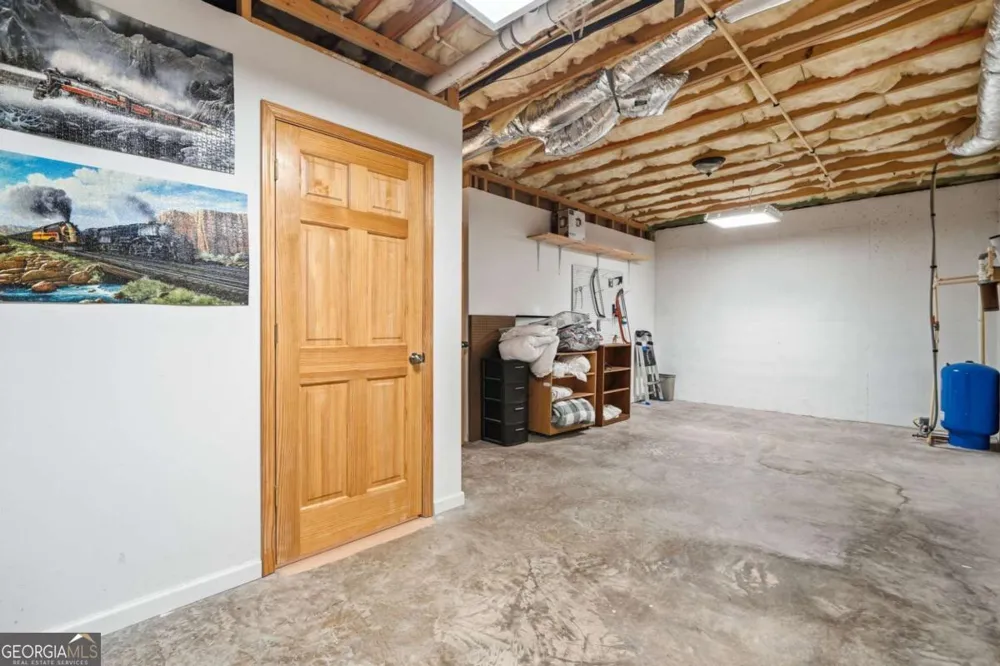 67 Ballard LN Ellijay, GA 30536