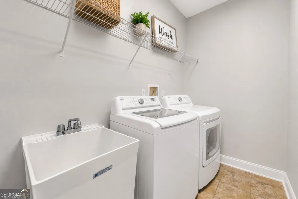 3329 Rosecliff TRCE Buford, GA 30519