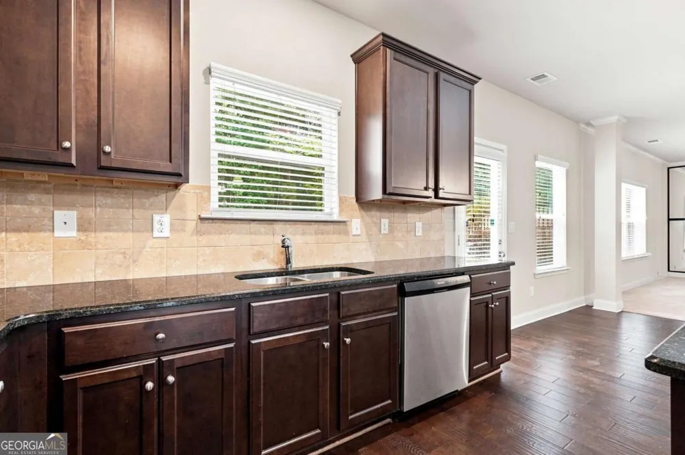 6323 Oakwell PL Fairburn, GA 30213