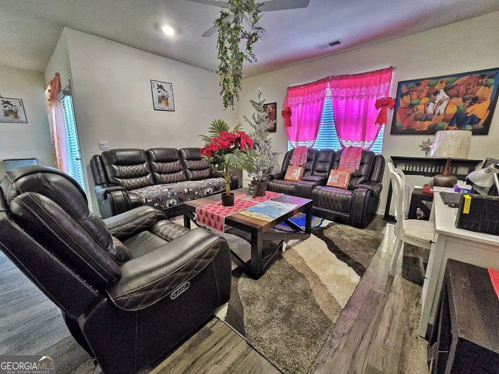 134 Oakchase Park LN Hampton, GA 30228