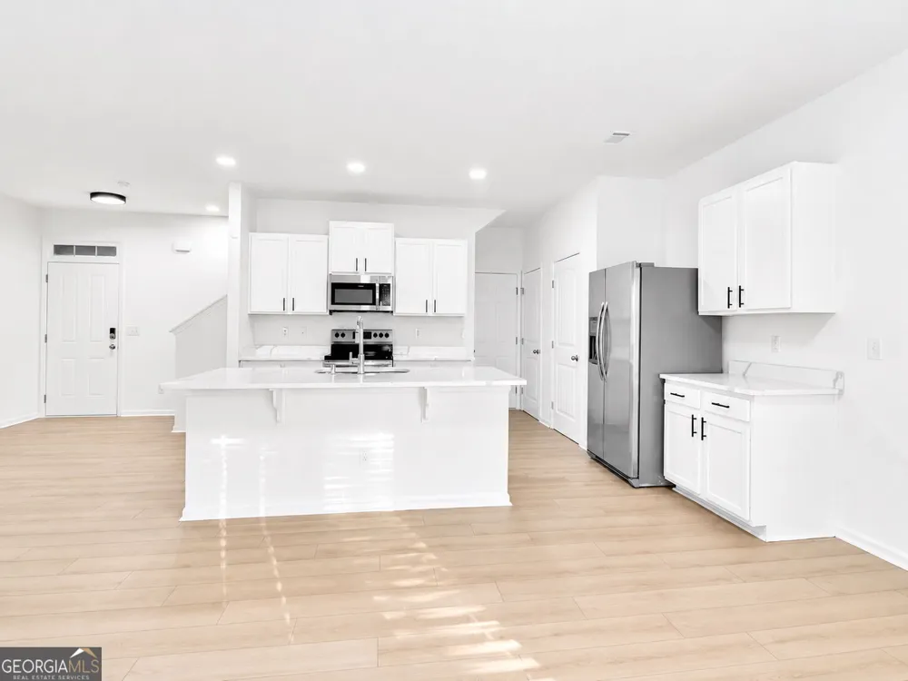 418 Lake Ridge LN Fairburn, GA 30213