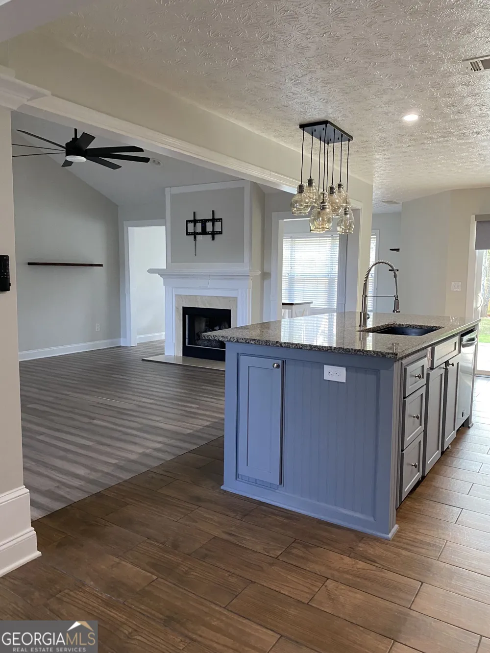 900 Harbins View DR Dacula, GA 30019