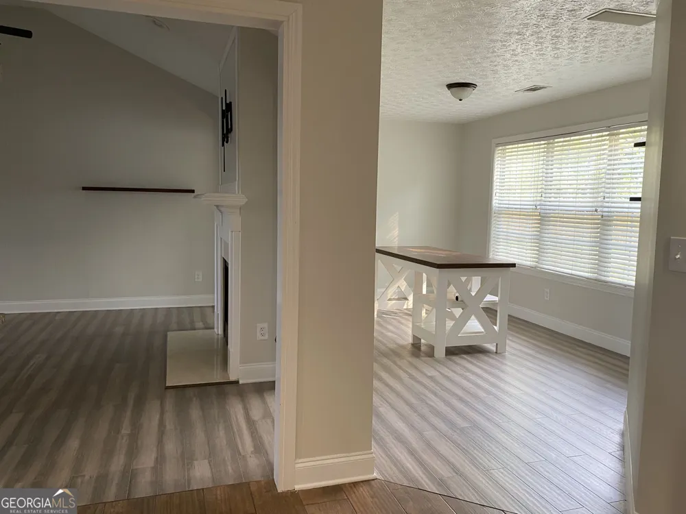 900 Harbins View DR Dacula, GA 30019