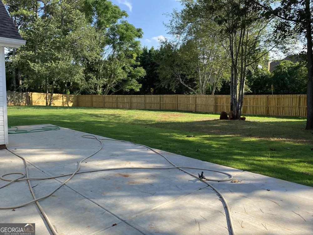 900 Harbins View DR Dacula, GA 30019