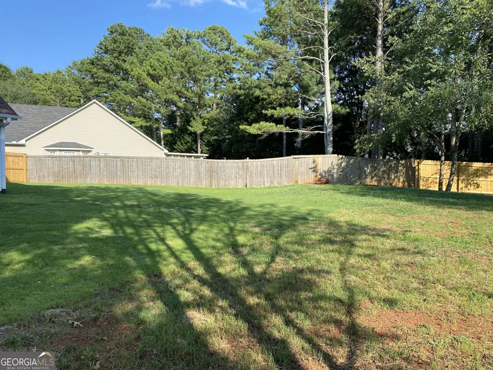 900 Harbins View DR Dacula, GA 30019