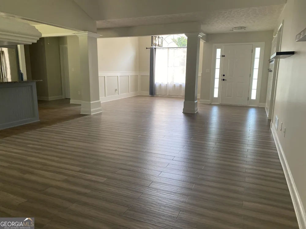 900 Harbins View DR Dacula, GA 30019
