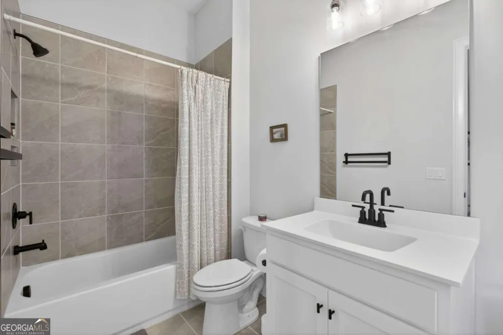 105 Batten Board WAY Woodstock, GA 30189