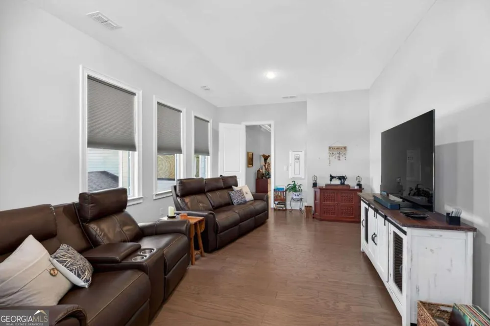105 Batten Board WAY Woodstock, GA 30189