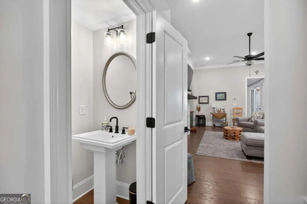 105 Batten Board WAY Woodstock, GA 30189