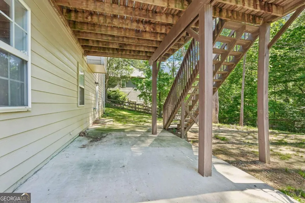 148 Gemstone LN Acworth, GA 30101