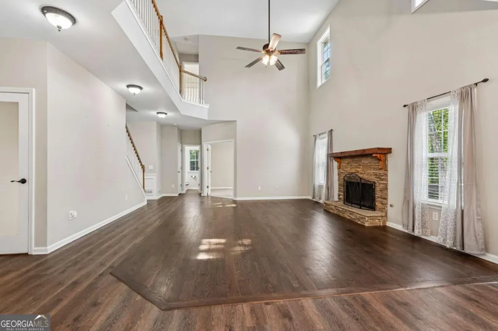 148 Gemstone LN Acworth, GA 30101