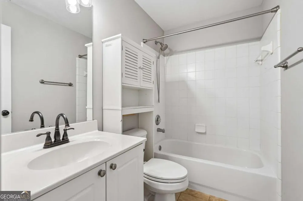 148 Gemstone LN Acworth, GA 30101