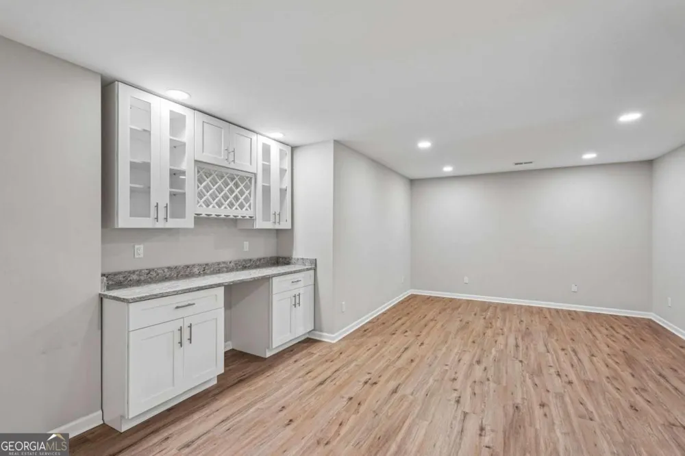 148 Gemstone LN Acworth, GA 30101