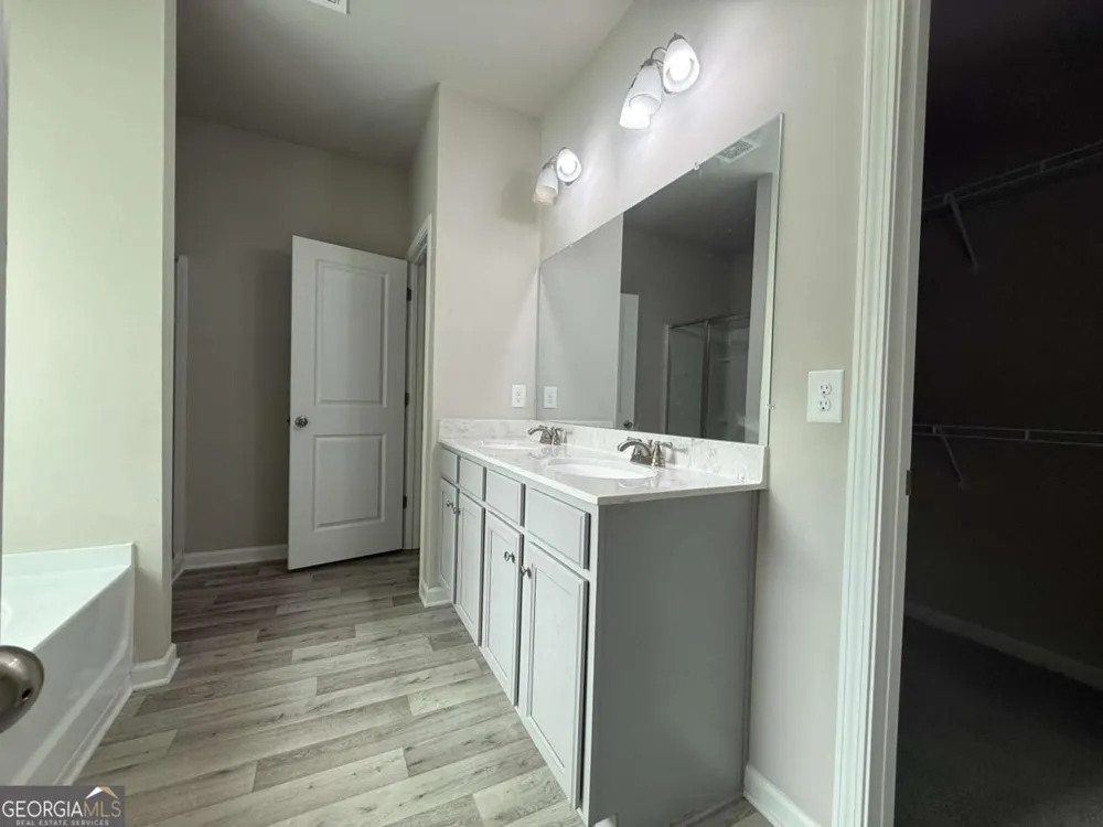1571 Winding Ridge TRL Hoschton, GA 30548