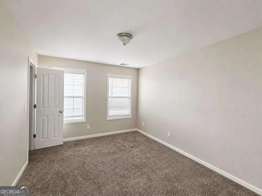 5871 Apple Grove RD Buford, GA 30519
