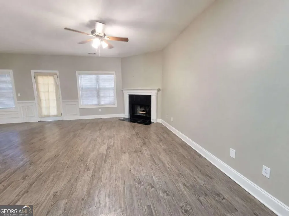 5871 Apple Grove RD Buford, GA 30519