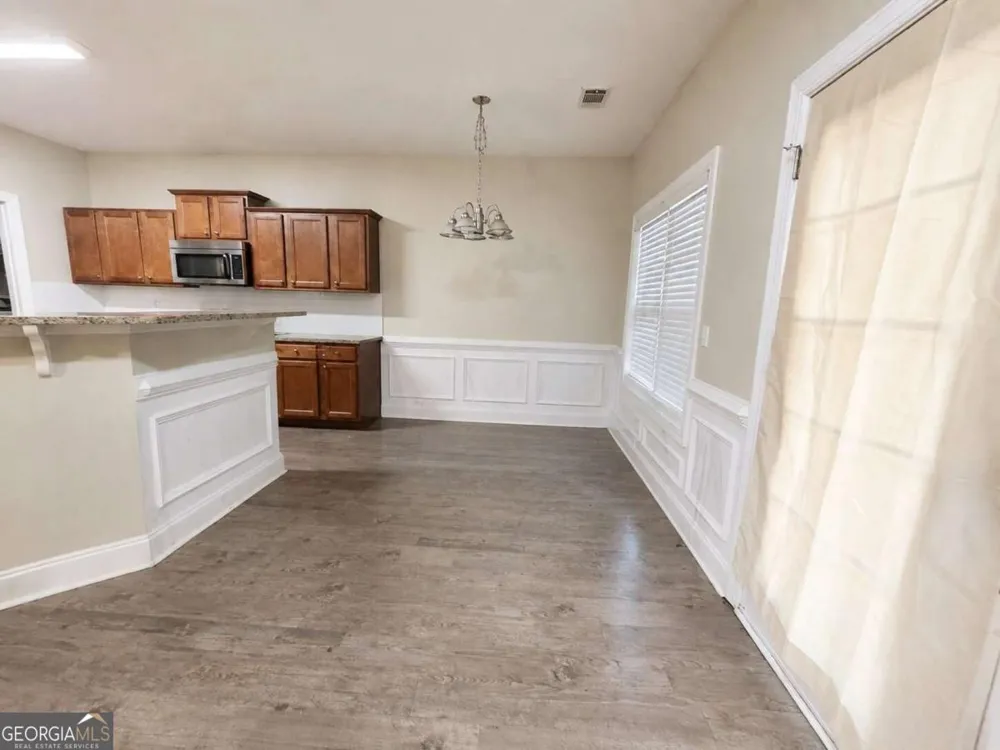 5871 Apple Grove RD Buford, GA 30519