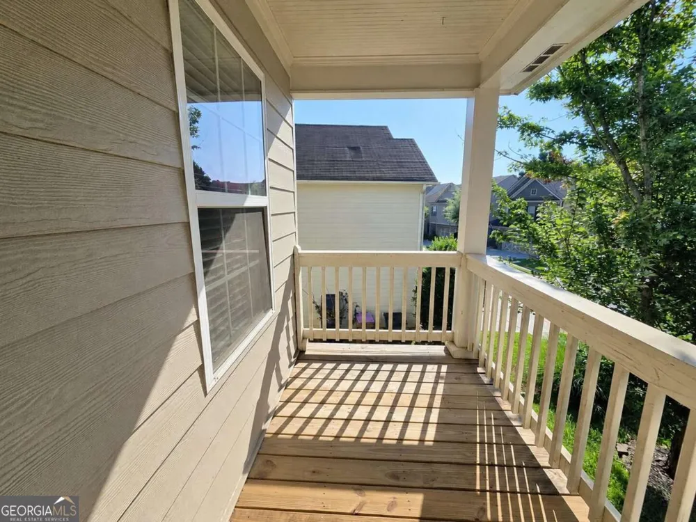 5871 Apple Grove RD Buford, GA 30519