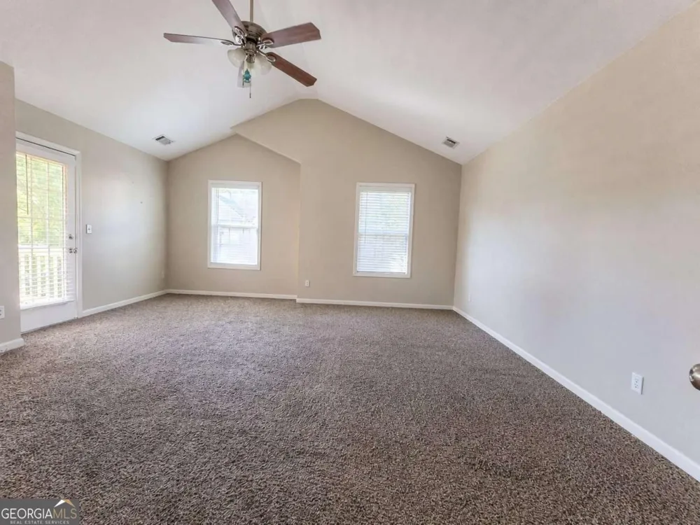 5871 Apple Grove RD Buford, GA 30519