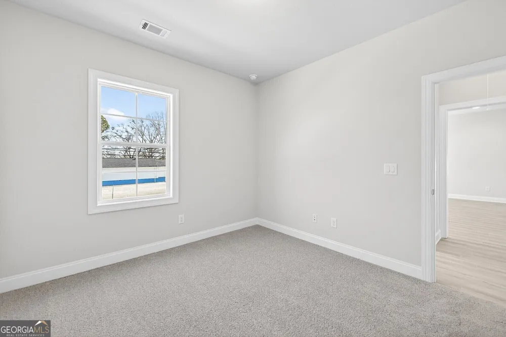 5554 Spring ST Flowery Branch, GA 30542