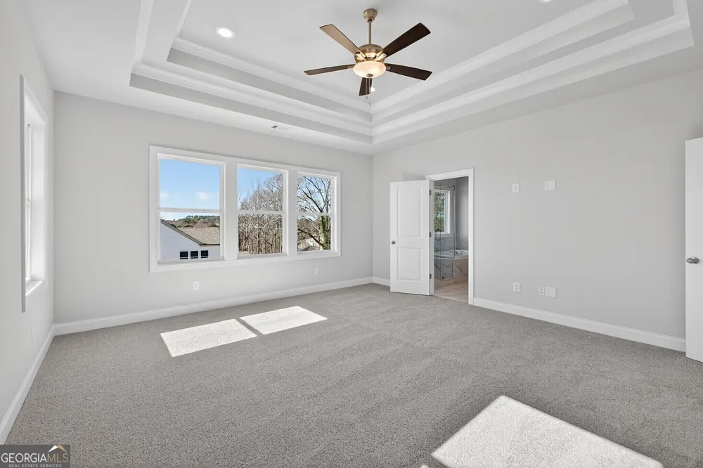 5554 Spring ST Flowery Branch, GA 30542