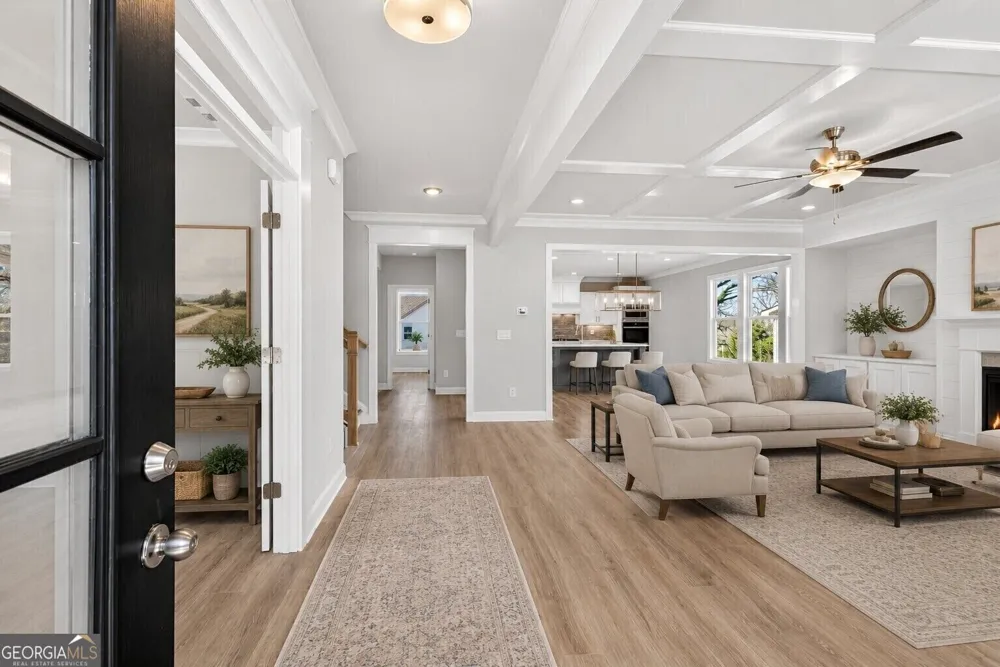 5554 Spring ST Flowery Branch, GA 30542