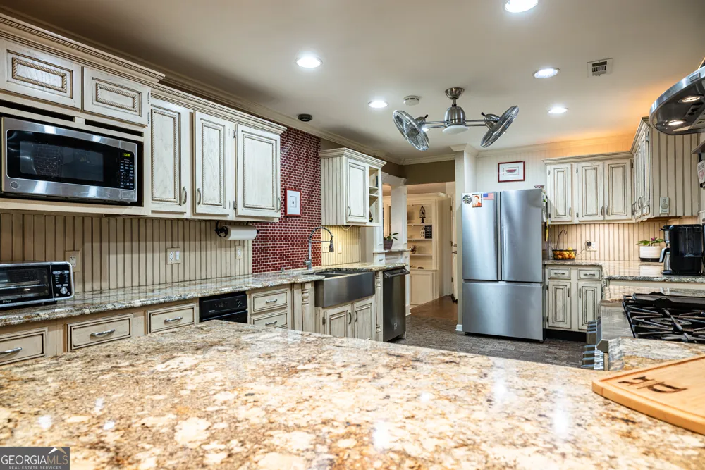 146 Misty LN Eatonton, GA 31024