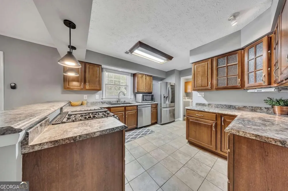 3105 Highland DR SE Smyrna, GA 30080