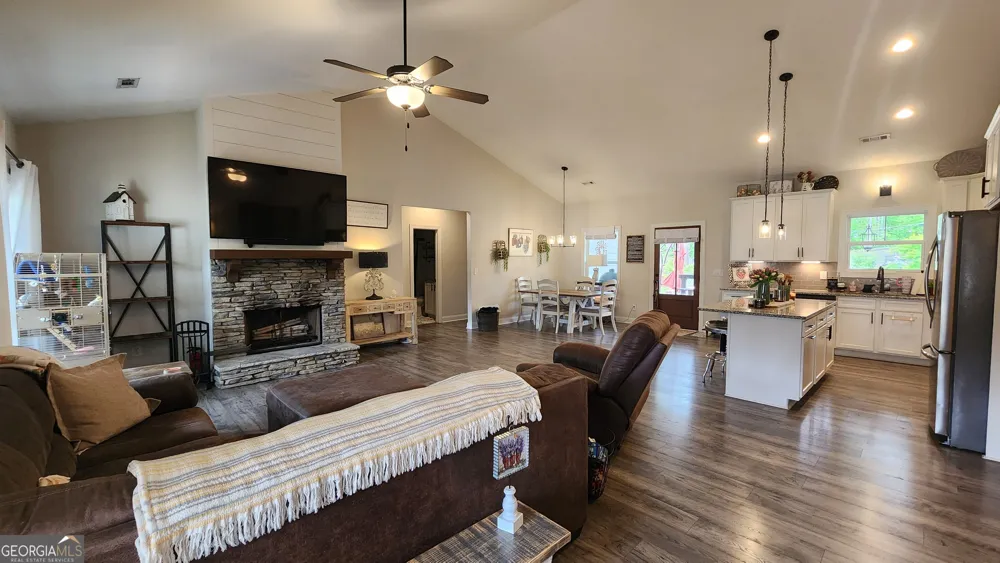 114 Presley Farm PKWY Rockmart, GA 30153