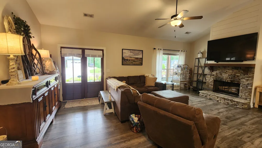 114 Presley Farm PKWY Rockmart, GA 30153