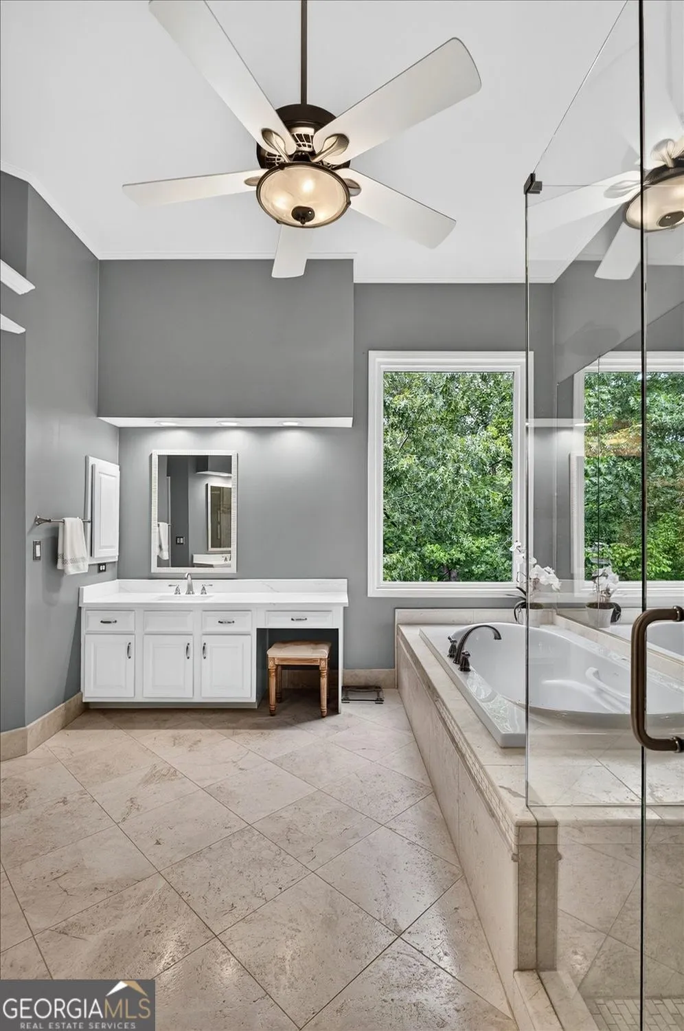4850 Grandview TRCE Roswell, GA 30075