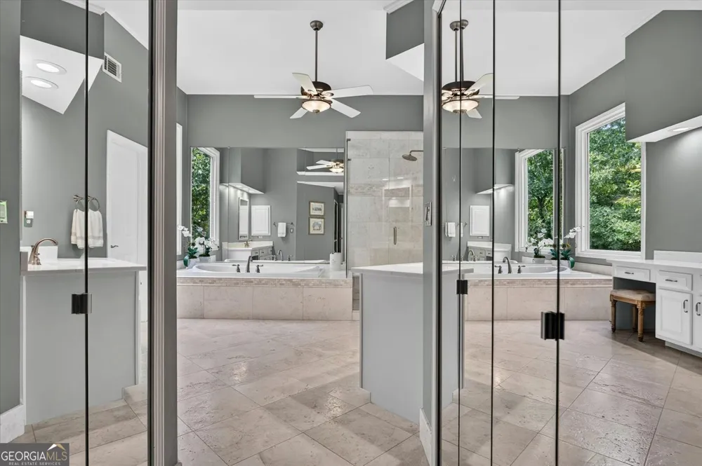 4850 Grandview TRCE Roswell, GA 30075