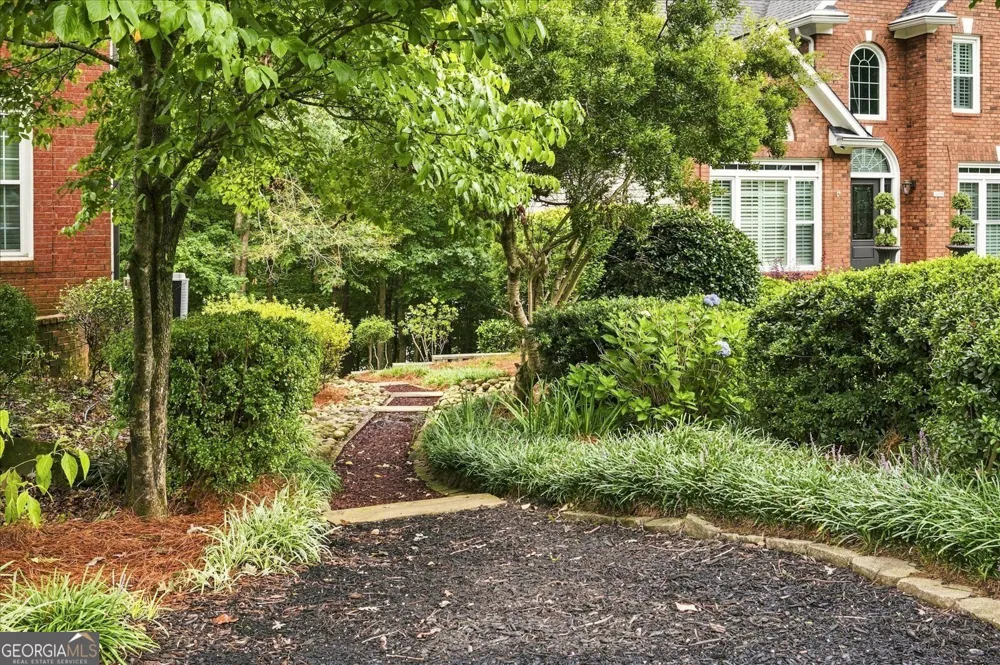 4850 Grandview TRCE Roswell, GA 30075