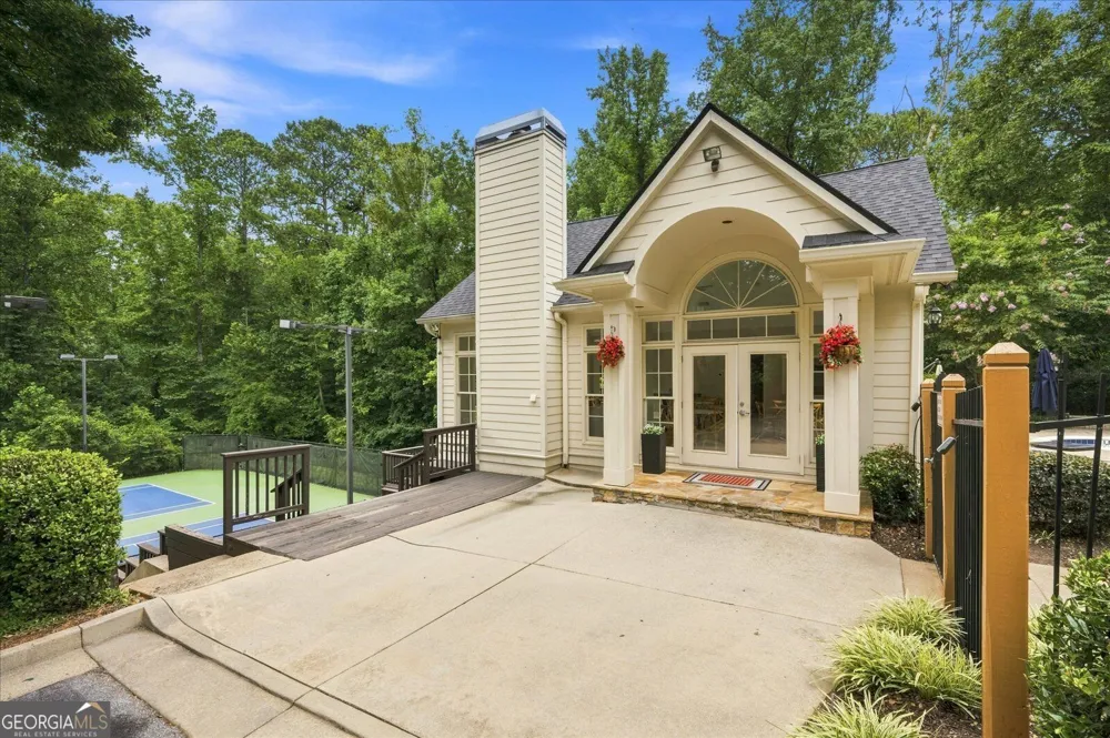 4850 Grandview TRCE Roswell, GA 30075