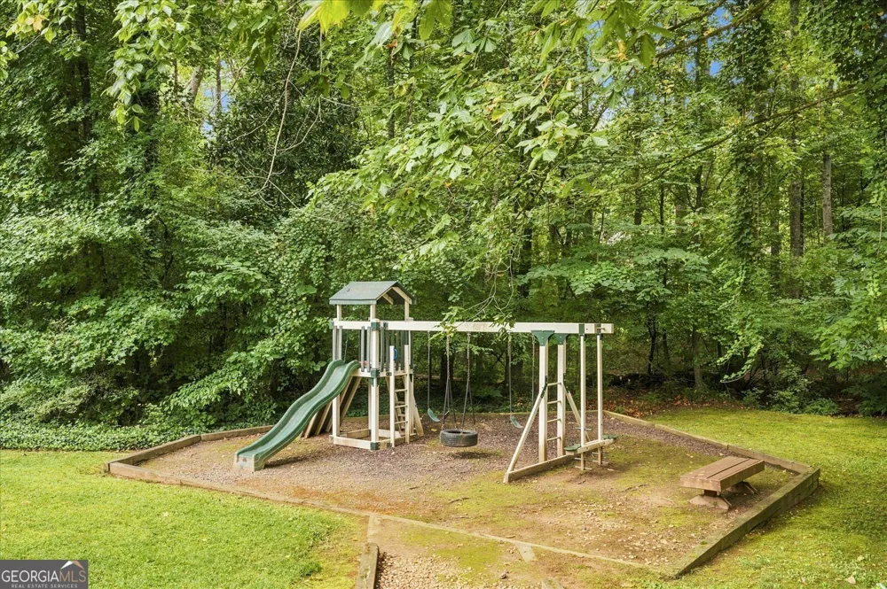 4850 Grandview TRCE Roswell, GA 30075