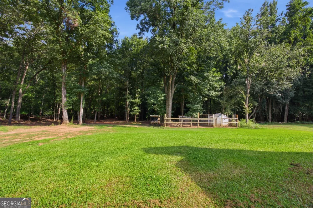 6642 Nix RD Dawsonville, GA 30534