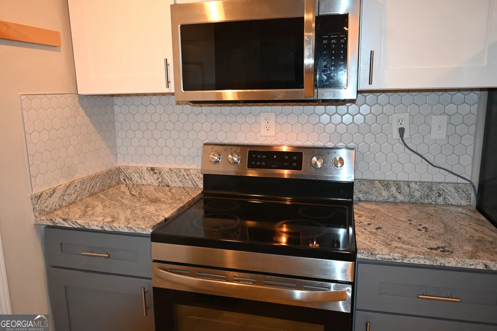 1923 Thompson AVE Atlanta, GA 30344