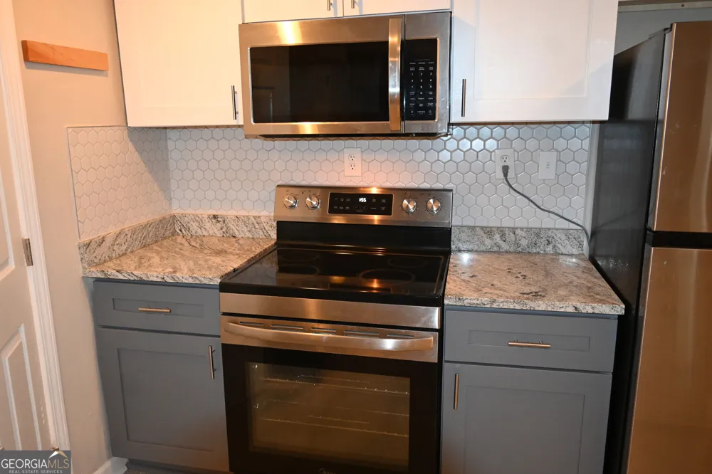 1923 Thompson AVE Atlanta, GA 30344
