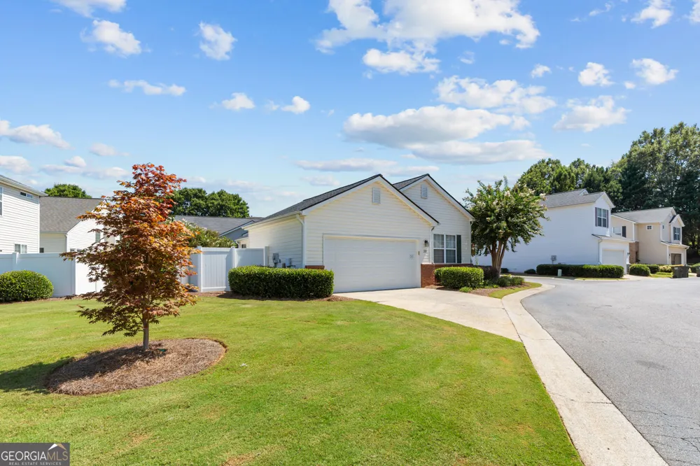 201 Harmony CT Milton, GA 30004