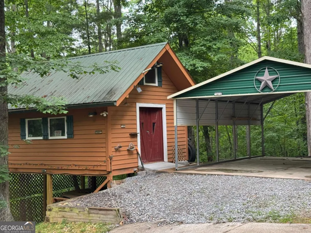 290 Ruby LN Ellijay, GA 30540